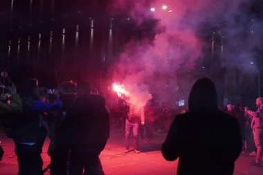 Nenasilne metode borbe i lažno predstavljanje blokadera