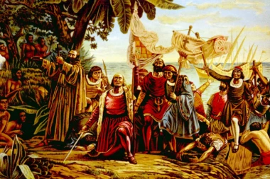 VLADIKE STALE UZ POBUNJENI NAROD, DOK JE PATRIJARH BACAO ANATEMU NA NJIH: Odnos pravoslavlja prema revoluciji