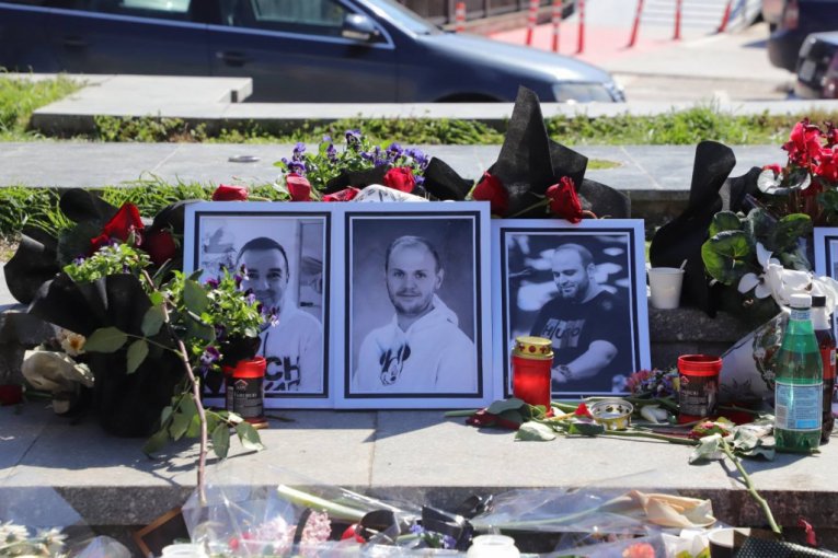 Grupa "DNK" članovi slike Štip Aleksandar Efremov Filip Stevanovski