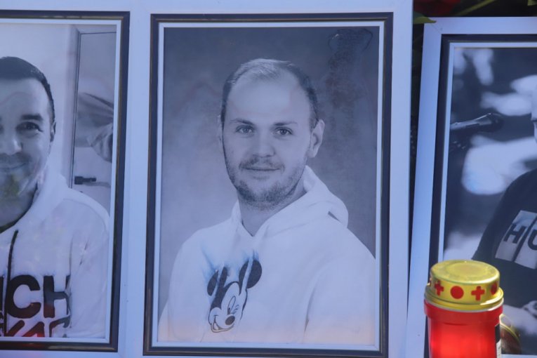 Grupa "DNK" članovi slike Štip Aleksandar Efremov Filip Stevanovski