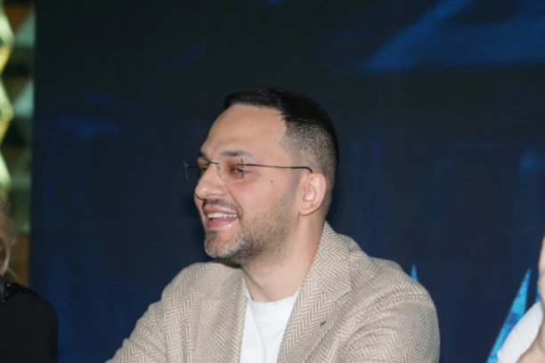 Damirov "Novi zvuk" zapalio internet!