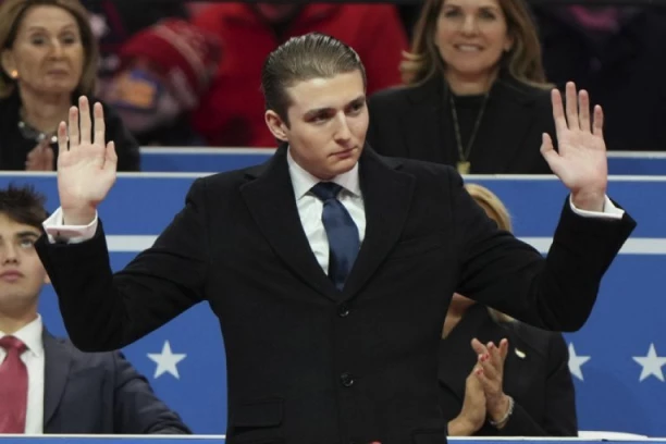 TRAMPOV SIN ŽENI DANSKU PRINCEZU ZBOG GRENLANDA? Najluđa teorija godine opčinila svet! (FOTO)