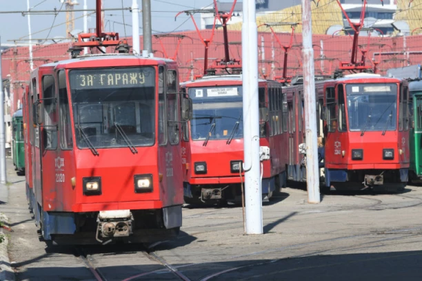 ZAPALIO SE TRAMVAJ U CENTRU BEOGRADA! Obustavljen saobraćaj!