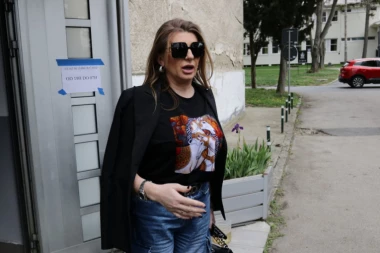 UMRO BRAT VIKI MILJKOVIĆ! Pevačici saopštili stravične vesti!