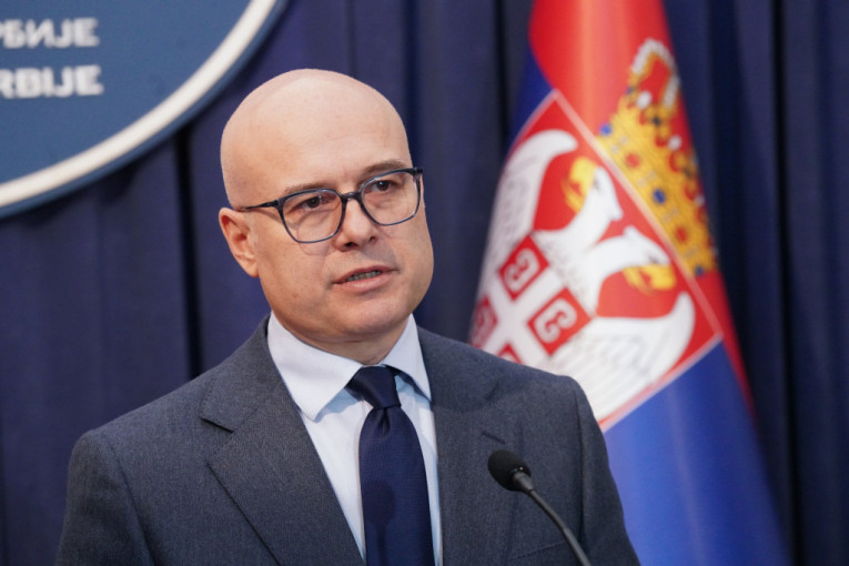 VUČEVIĆ NE KRIJE ZABRINUTOST: Planovi za blokiranje Termoelektrane "Nikola Tesla" i auto-puteva čist terorizam!