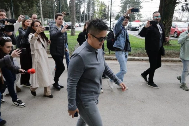 NAPUSTILA SRBIJU I POTVRDILA KRAJ ERE U KARIJERI! Marija Šerifović ZBOG LJUBAVI otišla na drugi kontinent: "MOJ SVAKI DAH JE POSVEĆEN NJEMU"!