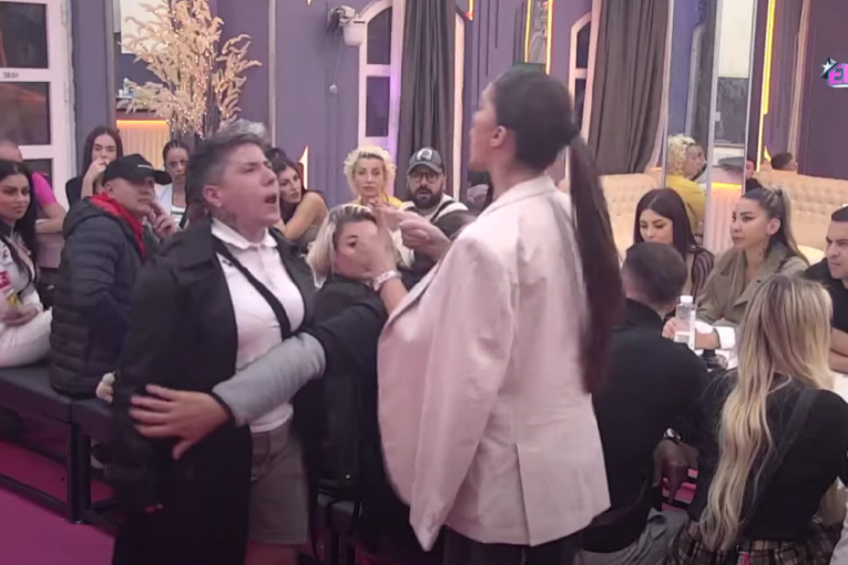 Jovana Tomić Matora i Anđela Đuričić