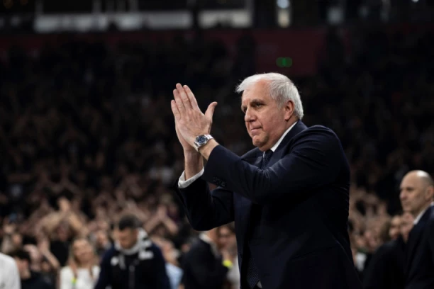 NEVEROVATNO! ŽOC POSLUŠAO NAVIJAČE! Evo koga je poveo u Litvaniju!