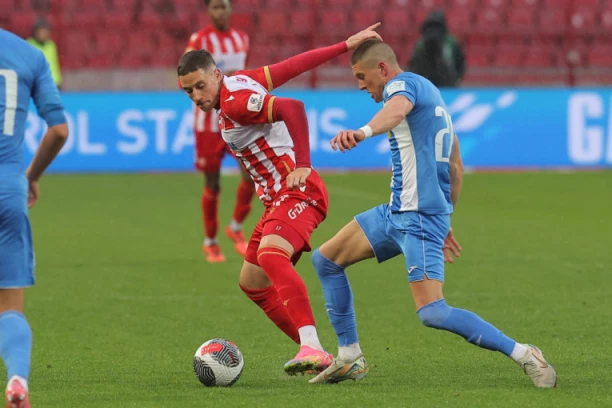 "ROMANTIČARI" SE NE PREDAJU: Bivši igrač Partizana opet šokirao Zvezdu