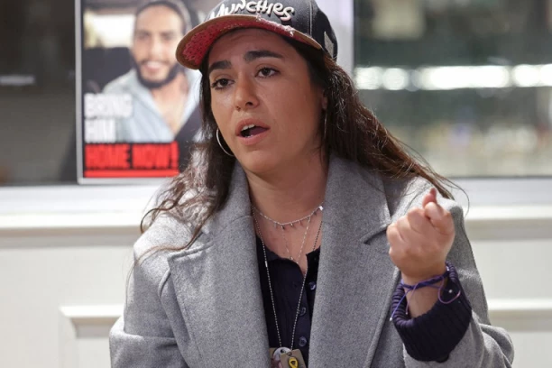 "KOŠULJA MI JE BILA PODIGNUTA, PANTALONE SPUŠTENE, ALI JEDNA REČ ME JE SPASILA GORE SUDBINE": Uznemirujuća ispovest devojke koja je prošla kroz pakao otmice