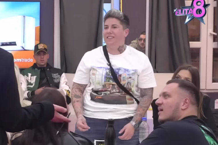 Stefani Grujić i Jovana Tomić Matora