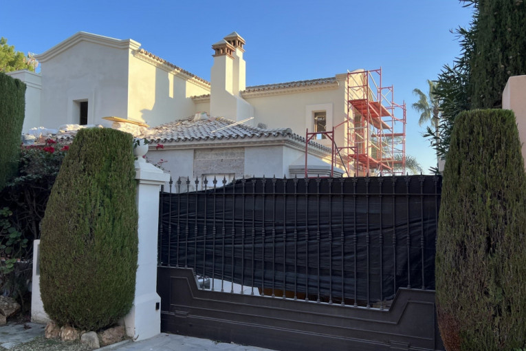 Zbog neprijavljenih radova Novak mora da plati kaznu