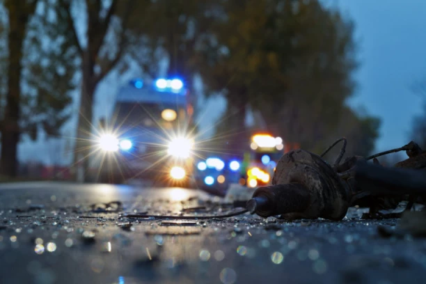 NASTRADALE DEVOJKE IZ LAZAREVCA! Otkriveni detalji teške nesreće kod Bileće, automobilom podletele pod kamion!