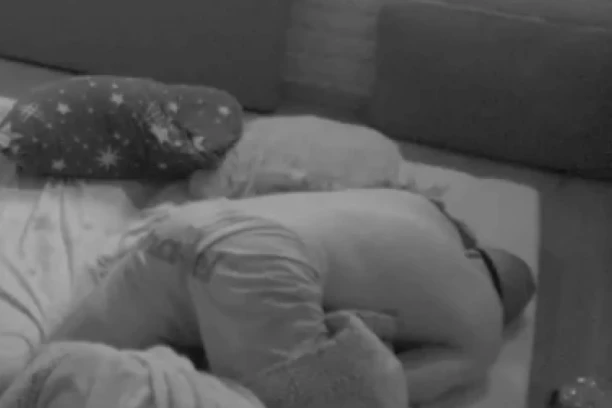 PODIVLJALA STEFANI TOTALNO VAN KONTROLE - TRAŽILA MUNJEZU OVO PRE VRELE AKCIJE: Zahtev Matorine bivše će vas zakucati!