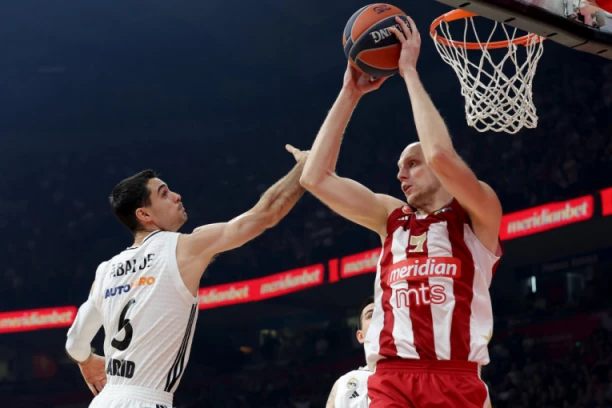 POMRAČENJE ZVEZDE: Obruč je začaran - flemenko u Areni!