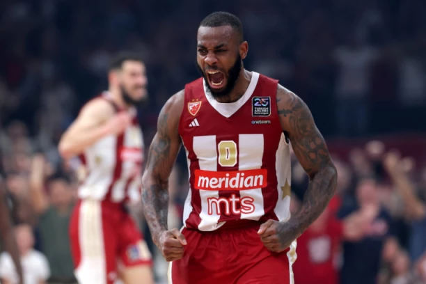 NAKON PORAZA OD REALA: Crveno-beli nemaju prava na kiks - evo gde možete gledati meč Zvezde Meridianbet i Spartaka!