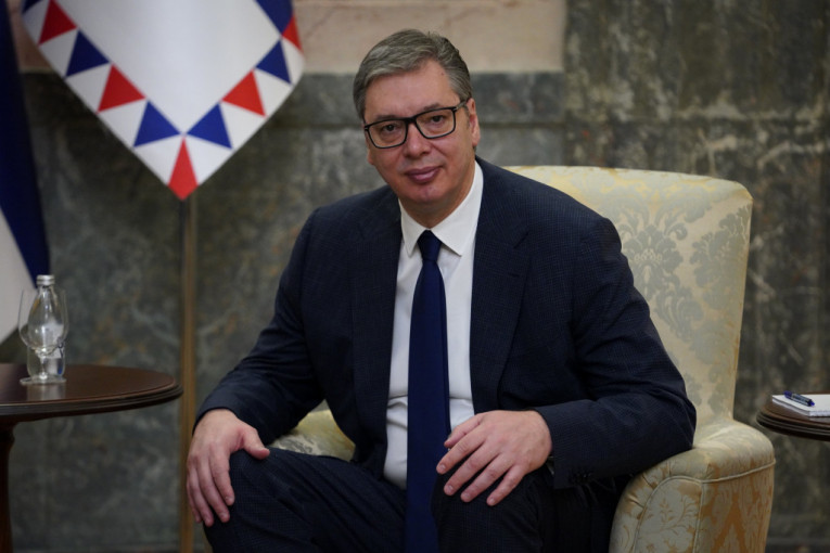 "POSTALI STE SIMBOL SLOBODE GOVORA": Predsednik Vučić uputio rođendansku čestitku povodom 55 godina postojanja Studija B