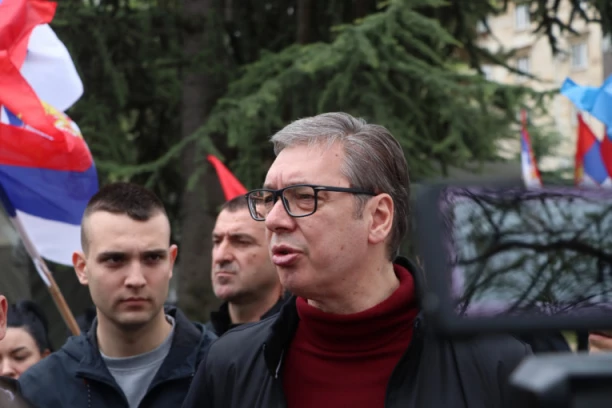 "NEKOM JE BAŠ STALO DA SRBIJA STANE?" Strašan blokaderski bilans - Vučić: Dok se borimo za ekonomski napredak, opozicija traži da se sve zaustavi