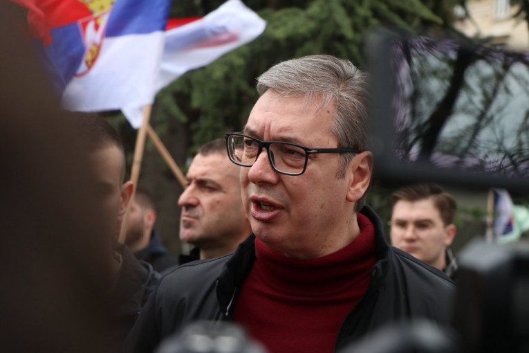 ALEKSANDAR VUČIĆ JE SIMBOL I SNAGA SRBIJE! Poruke podrške predsedniku Srbije nakon što mu je pozlilo u SAD!