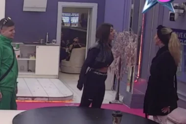 ENA ČOLIĆ NE VADI SITU I MALU NORU IZ USTA: Urniše Aneli gnusnim UVREDAMA, još jedna TUŽBA u najavi?!