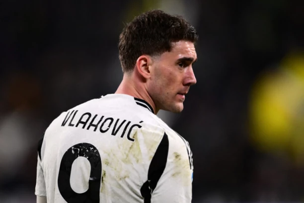 UDAR NA VLAHOVIĆA!  "Vredi li ga zadržati u Juventusu?"