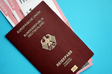 VELIKA PROMENA U DOKUMENTIMA: Startuje od 1. maja, a tiče se novog pasoša i lične karte