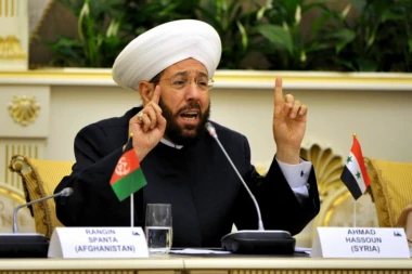 UHAPŠEN ASADOV VELIKI MUFTIJA: Pokušao da pobegne u Jordan prerušen u invalida! (VIDEO)