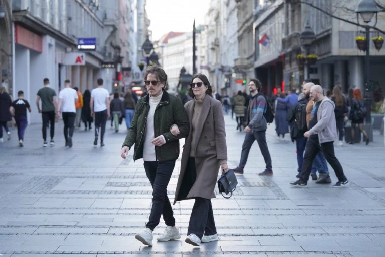 DNK ISTINA O SRBIMA: S kim delimo najviše gena? Jedan podatak je potpuni preokret!