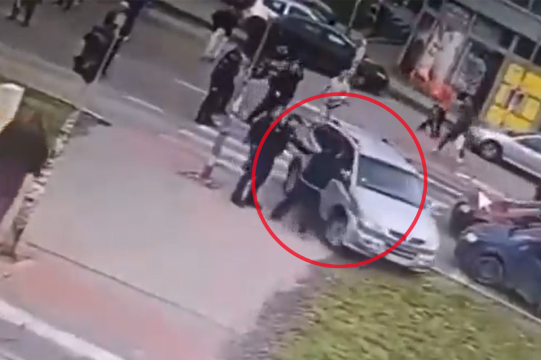 "UDARIO ME KOLIMA, LETEO SAM METAR ILI DVA"! Snimak iz Žarkova demantovao laži blokardera i opozicije! (VIDEO)