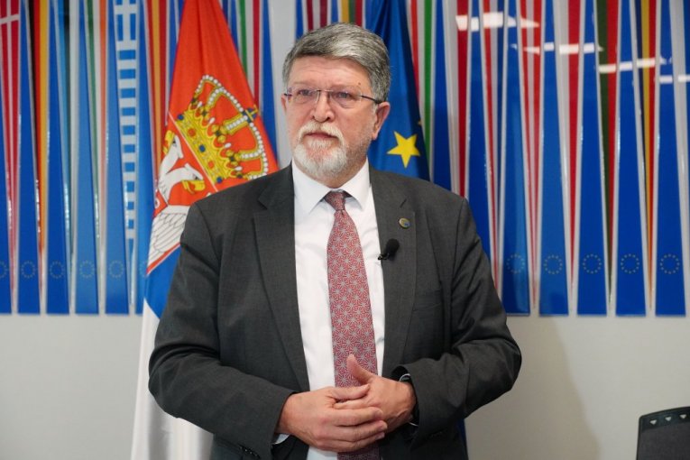 "KO MU SE POKLONI NIJE NIŠTA BOLJI OD NJEGA!" Tonino Picula bio je pripadnik HRVATSKIH "CRNIH MAMBI"! (FOTO)