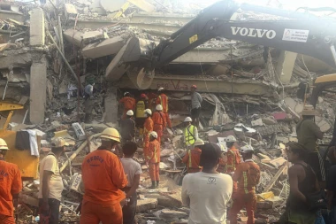 AKO POČNE KIŠA, LJUDI ĆE SE UDAVITI U RUŠEVINAMA! Crni bilans ne prestaje da raste - preko 3.000 žrtava razornog zemljotresa u Mjanmaru, IMA PREŽIVELIH POD RUŠEVINAMA!