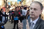 KAD ĆEMO NASTAVITI DA STUDIRAMO? Rektor Đokić i dekani se OPET NISU POJAVILI na razgovoru sa studentima koji žele da uče!