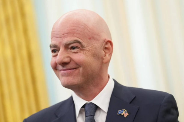 OVO ĆE BITI POGUBNO ZA FUDBALERE: FIFA planira skroz neracionalan potez!