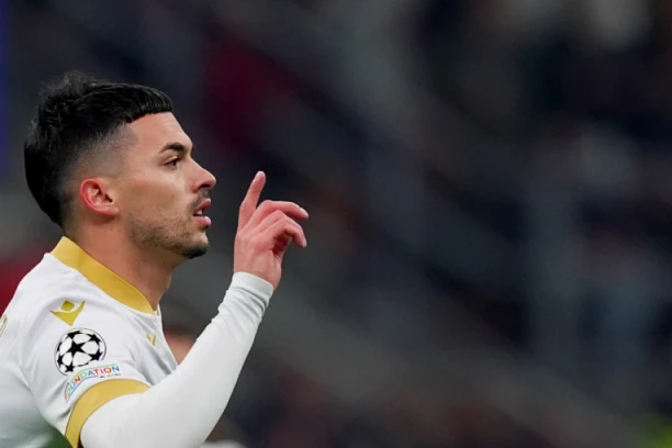 SPAVAO JE NA ULICI I KLUPI, ALI TO NIJE NAJGORE! Šokantne optužbe na račun Radonjića!