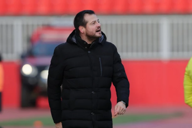 TOTALNO PAO U TRANS: Ovakvog Lalatovića još niste videli! (VIDEO)