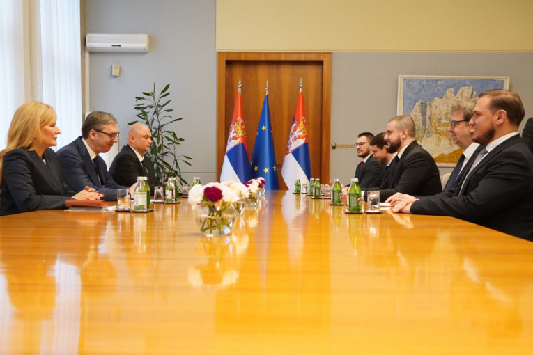 VUČIĆ SE SASTAO SA ŽIGMANOVIM I ZUKORLIĆEM! Nastavak konsultacija o novoj vladi!