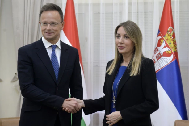 OGROMAN ZAJEDNIČKI PROJEKAT SA MAĐARSKOM! Srbija ulazi u izgradnju novog naftovoda za snabdevanje rafinerije u Pančevu