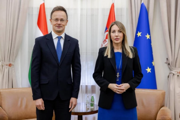 Đedović Handanovićeva i Sijarto: Nastavljamo da produbljujemo saradnju Srbije i Mađarske u oblasti energetike