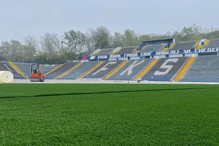 NESVAKIDAŠNJA SITUACIJA U SRBIJI I SVETU: Duel gradske lige se igra na stadionu od 17.000 sedećih mesta!