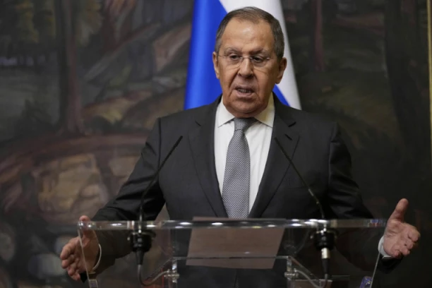 LAVROV ZAGRMEO KAO NIKAD U ŽIVOTU! NATO mu ove reči neće oprostiti!
