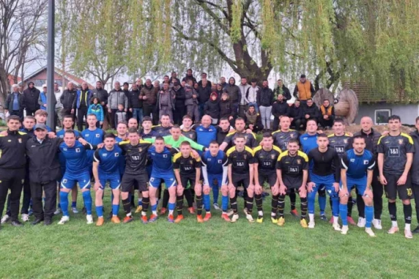 PEHAR NE MENJA VITRINE: Fudbalski spektakl u Šarlincu pripao je ekipi Mekiša! (FOTO GALERIJA)