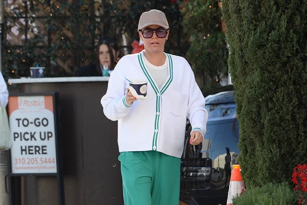 RIJALITI ZVEZDA ODBROJAVA POSLEDNJE DANE, BOLEST UZELA MAHA: Međutim, jedna stvar joj je pala teže od borbe sa rakom! (FOTO)