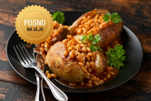 NEOBIČAN, UKUSAN POSNI RUČAK OD OBIČNIH SASTOJAKA: Neodoljivi spoj pečenog krompira i pasulja osvaja na prvi zalogaj