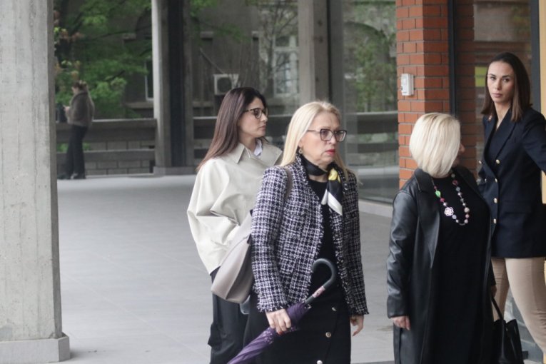 Suđenje po tužbi porodice ubijene devojčice Adriane Dukić