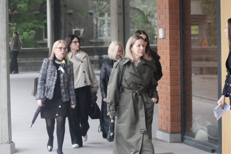Suđenje po tužbi porodice ubijene devojčice Adriane Dukić