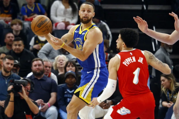 STEF KARI DOŽIVEO VELIKU NEPRIJATNOST! Amerikanac došao da gleda Mesija, pa ušao u klinč sa publikom! (VIDEO)