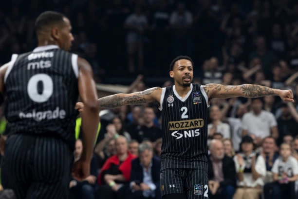 SAD JE STVARNO GOTOVO! Žalgiris ugasio sve Partizanove nade!