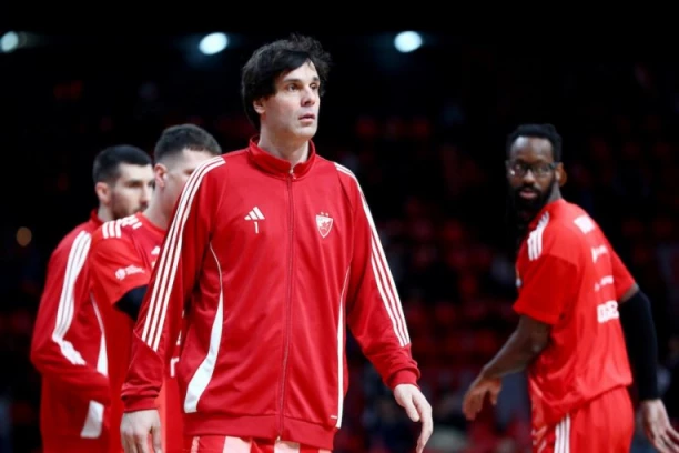 DIRLJIVO OBRAĆANJE EVROLIGE MILOŠU TEODOSIĆU: Hitno se oglasili pa poručili sledeće, da se naježiš! (FOTO)