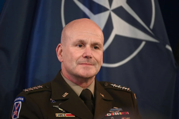GLAVNI GENERAL NATO U EVROPI ZALEDIO SVET! Sve je propalo, stižemo prekasno! Rusi već slave?