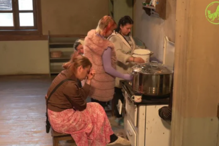 Sneža Kušadasi i Aleksandra Babejić